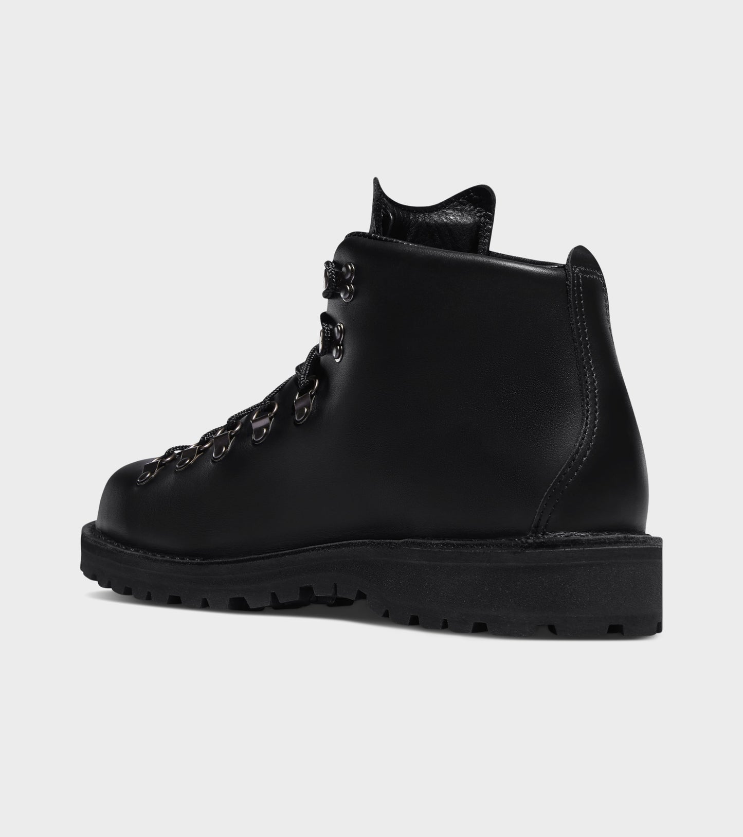 Mountain Light Boots Black