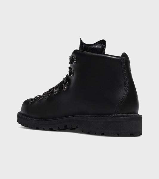 Mountain Light Boots Black