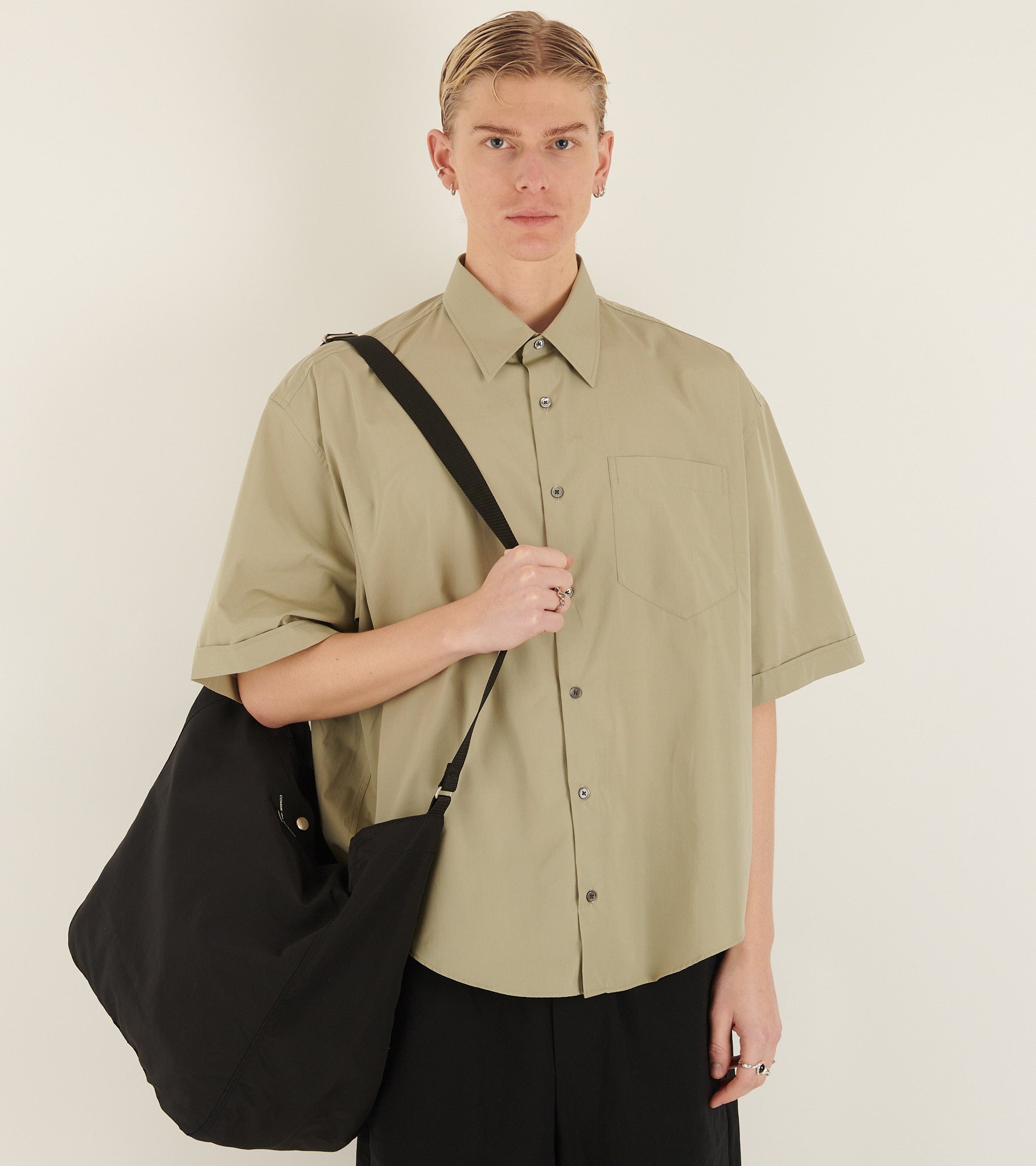 Boxy S/S Shirt Khaki