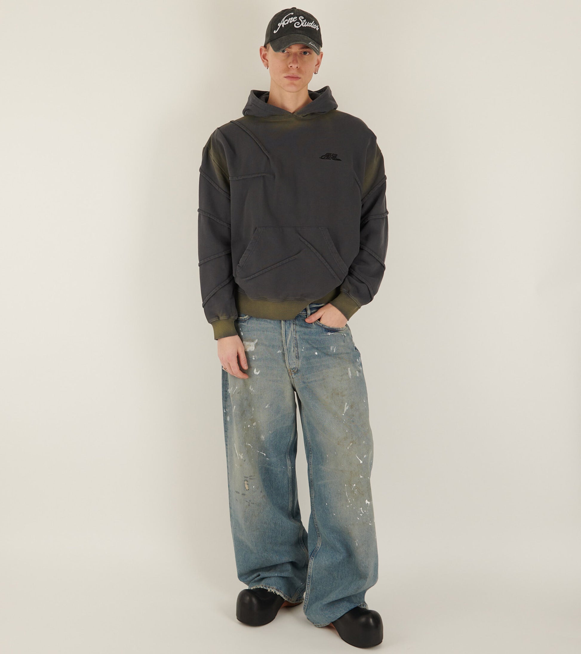 Mardro Gradient Hoodie Charcoal