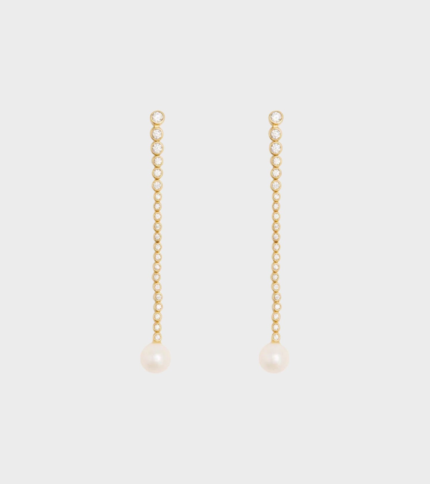 Odile Chandelier Earrings Gold