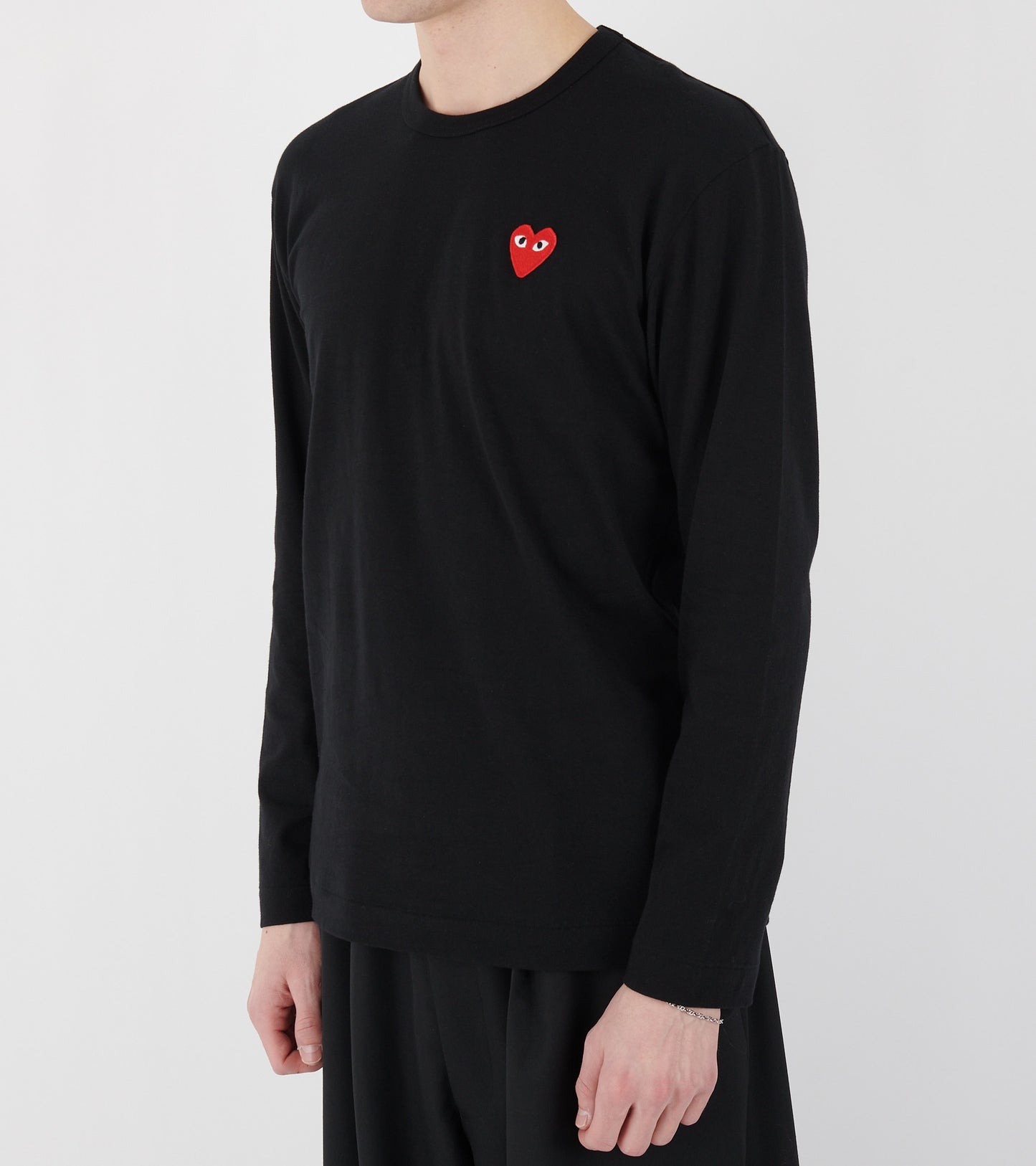 U Red Heart LS T-Shirt Black