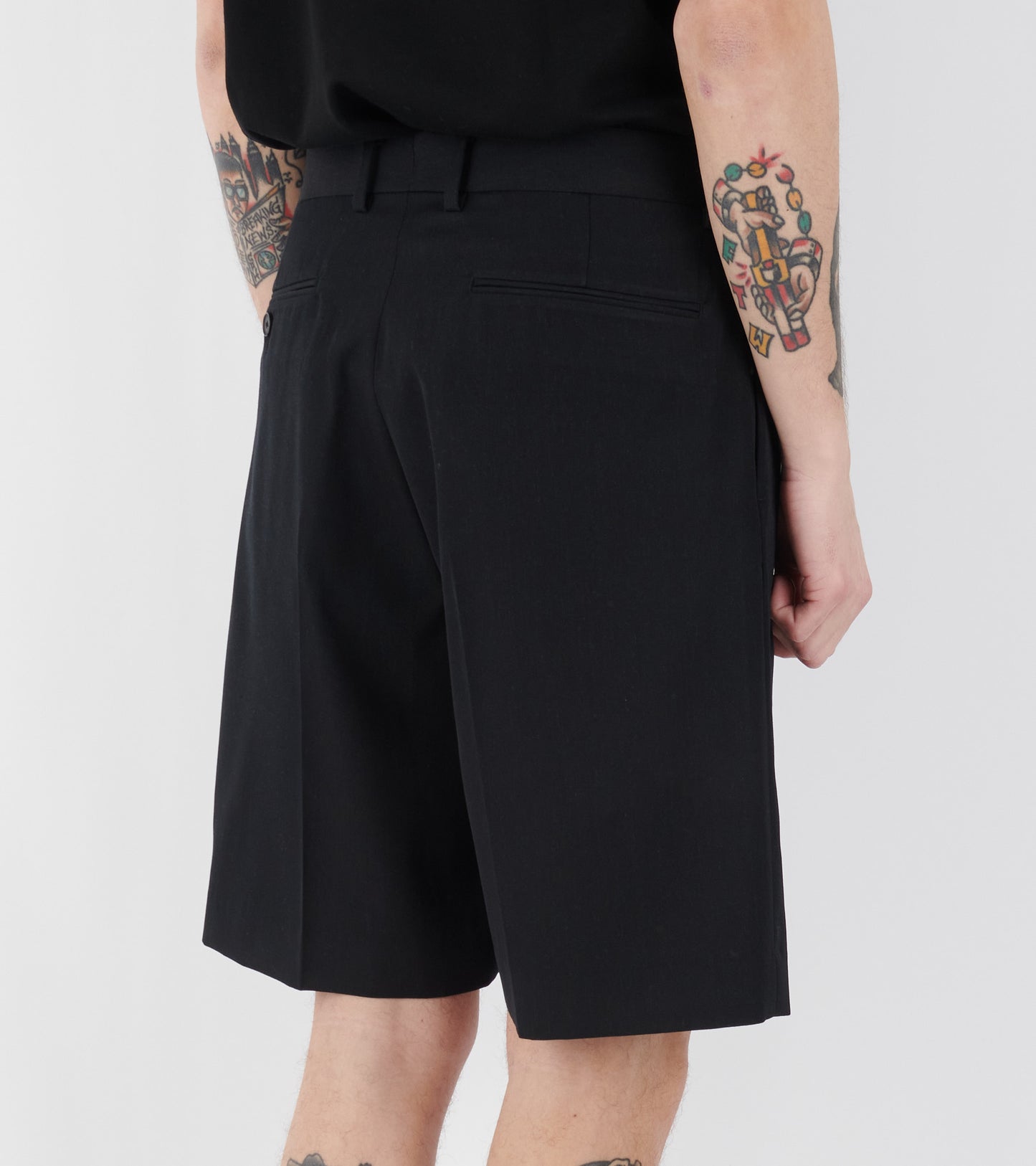 Light Wool Gabardine Shorts Black