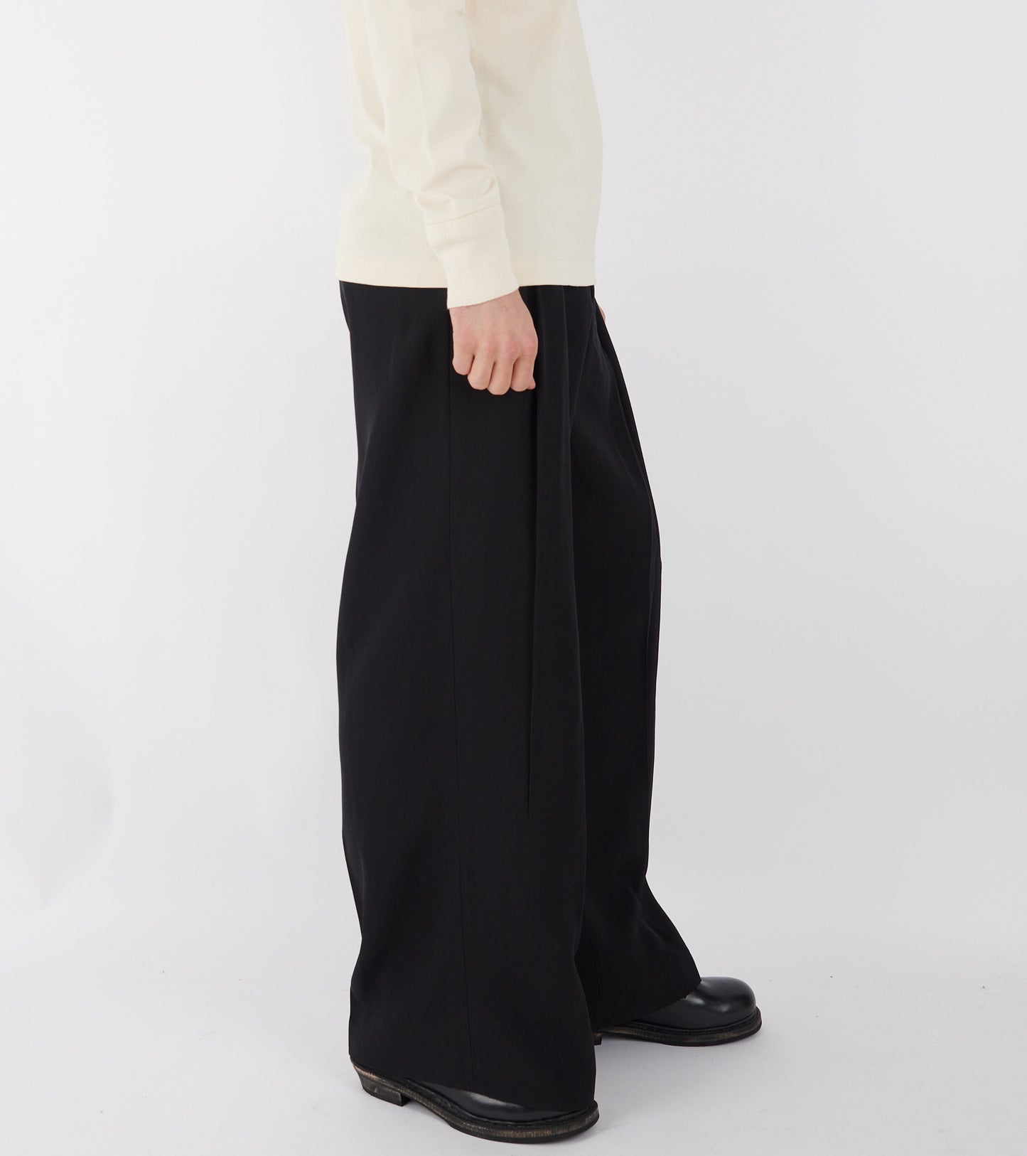 Heavy Wide Trousers Black