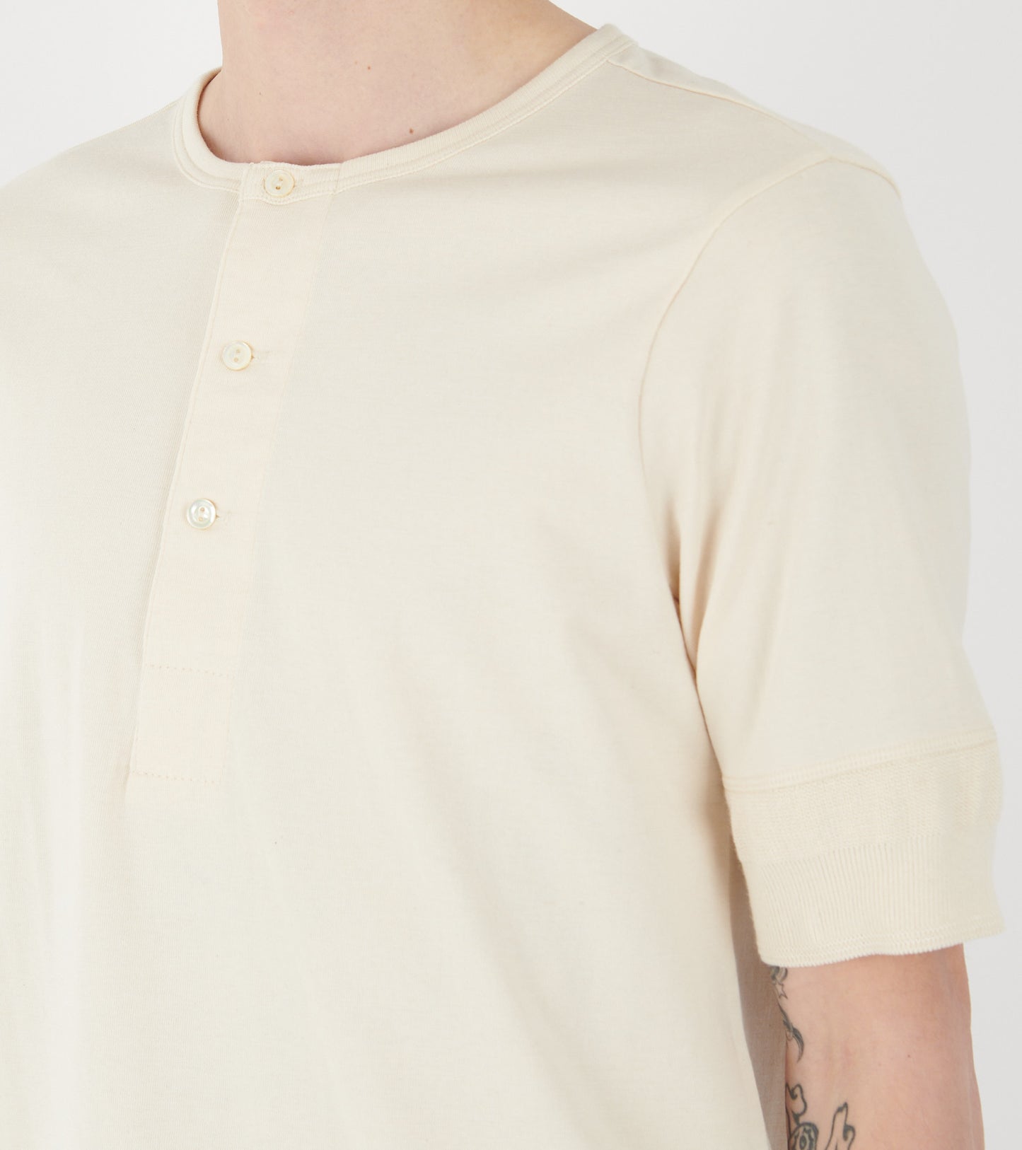 207 Men's Loopwheeled Henley T-shirt Nature