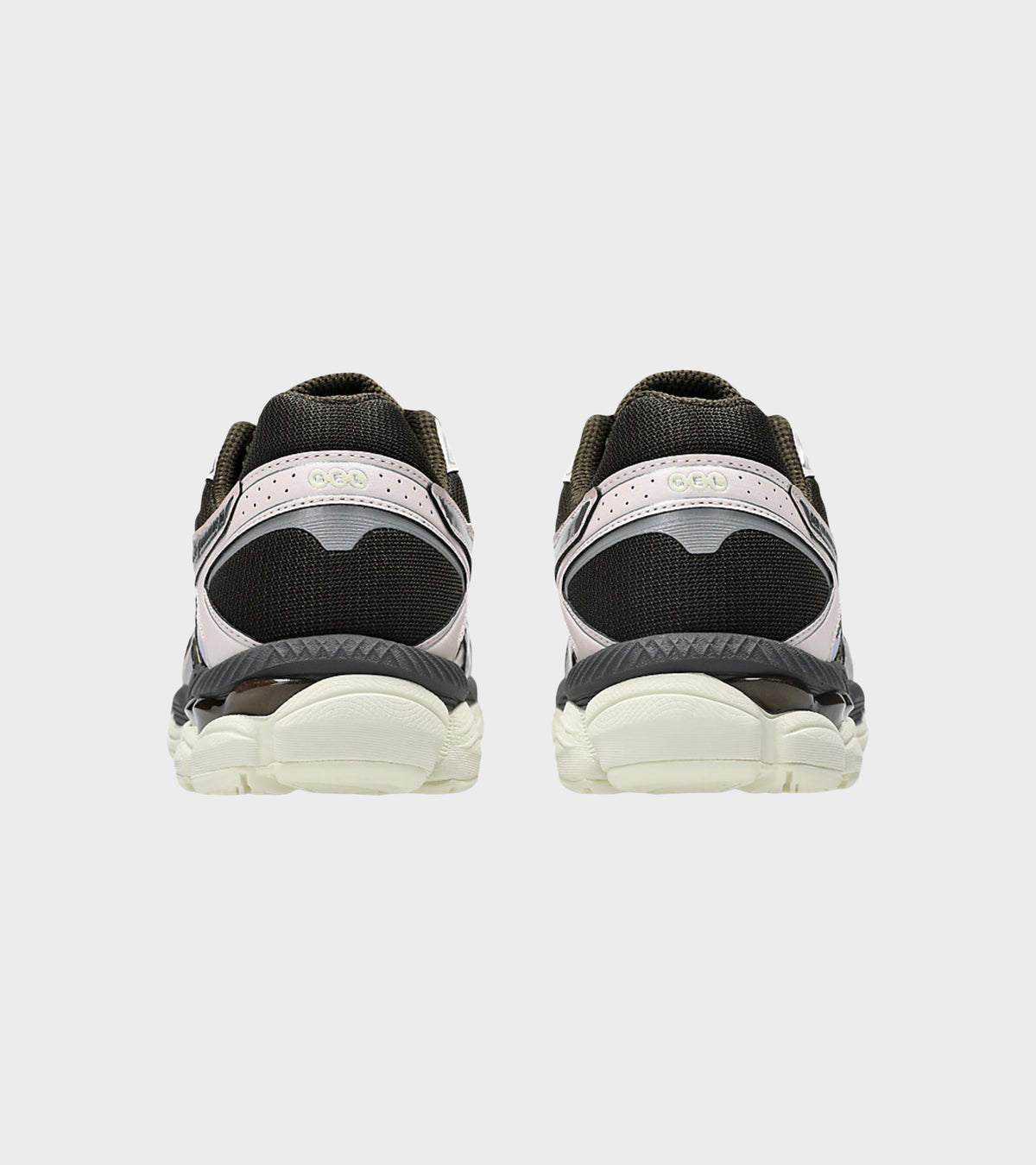 Gel-Cumulus 16 Black Coffee/Pure Silver