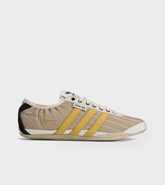 Tokyo W SFTM Off-white/Preloved Yellow/Core Black