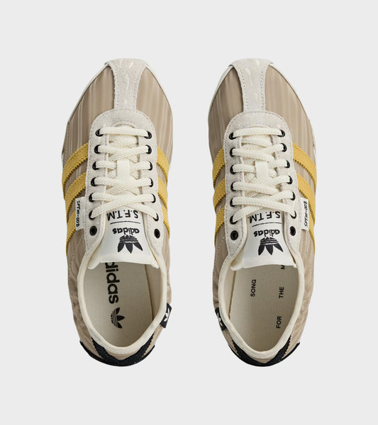 Tokyo W SFTM Off-white/Preloved Yellow/Core Black