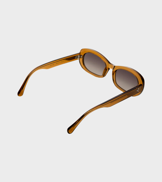 Belle Cola/Grey Gradient Lens