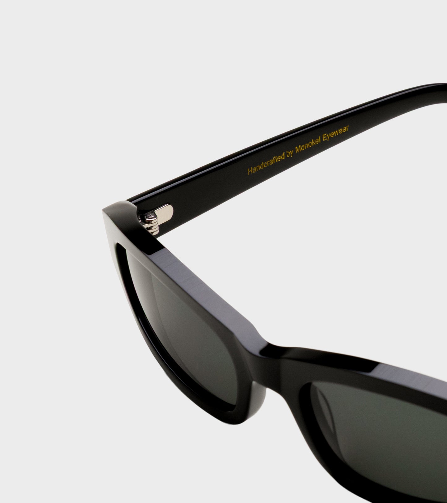 Miles Black/Green Solid Lens