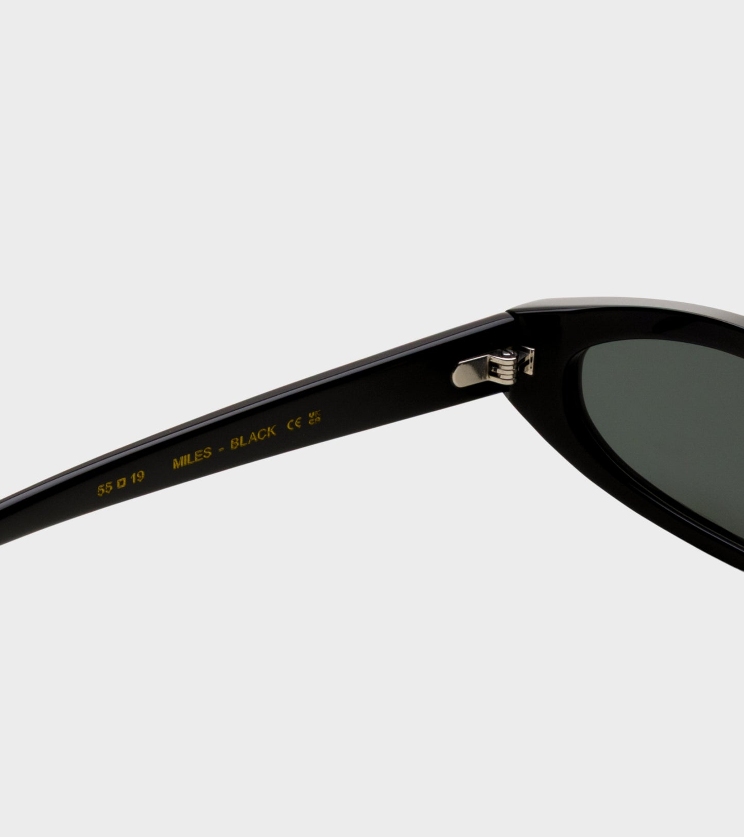 Miles Black/Green Solid Lens