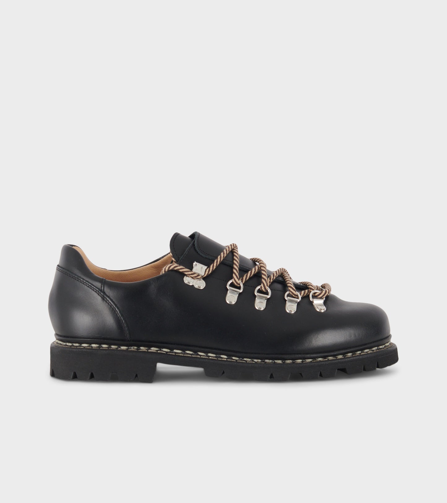 Clusaz Black Silk