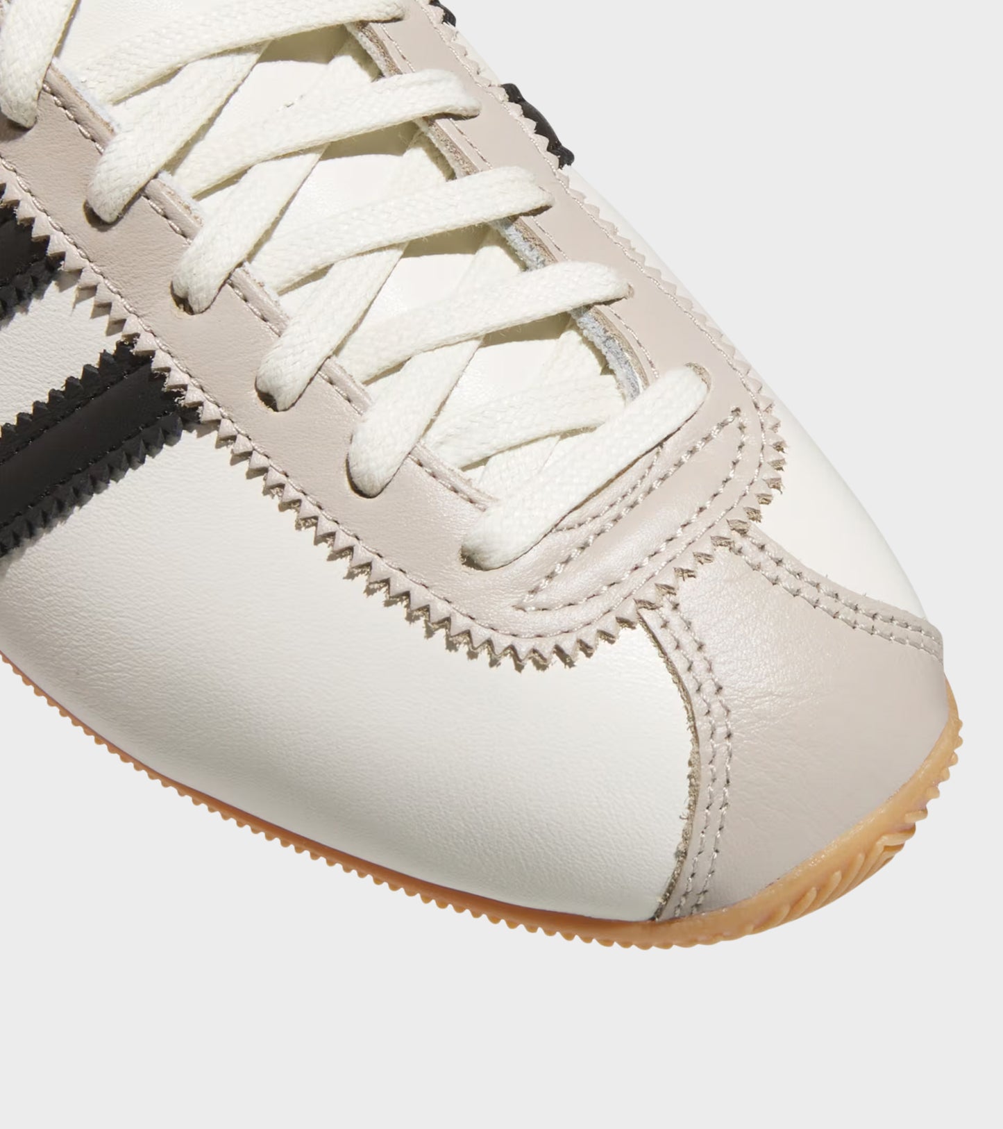 Japan Off-white/Core Black/Wonder Beige