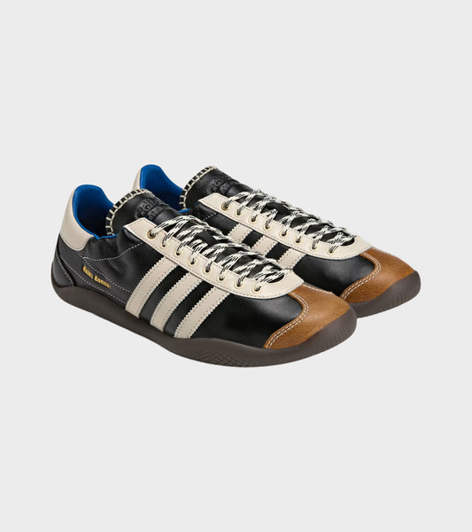 WB Karintha OG Core Black/Wonder White/Lush Blue