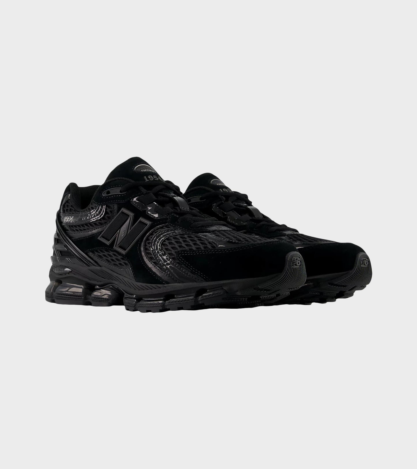 U19543VU Black/Black