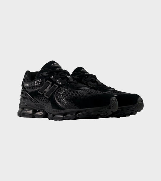 U19543VU Black/Black