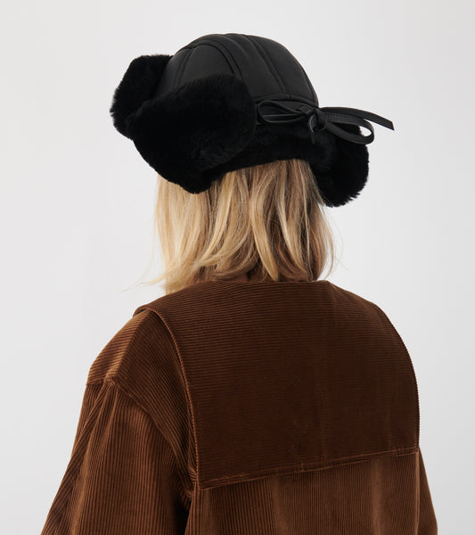 Leather Back Straight Hair Sheepskin Tapper Hat Black