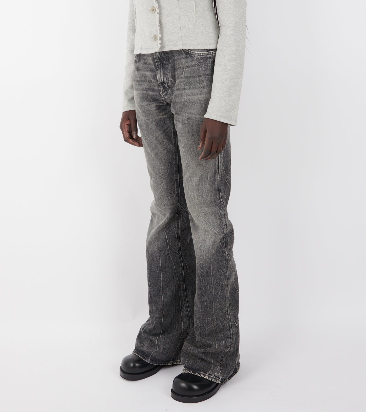 2025F Gothik Fitted Jeans Washed Black