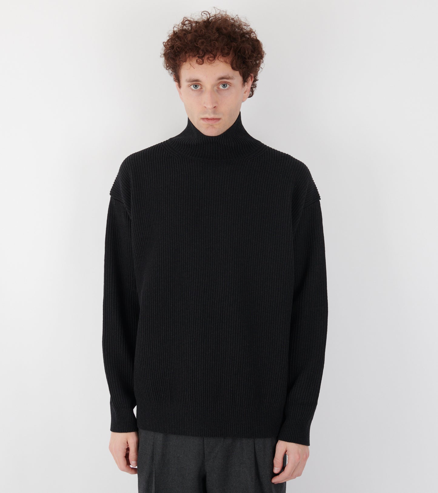 Super Fine Wool Rib Knit Turtle Black
