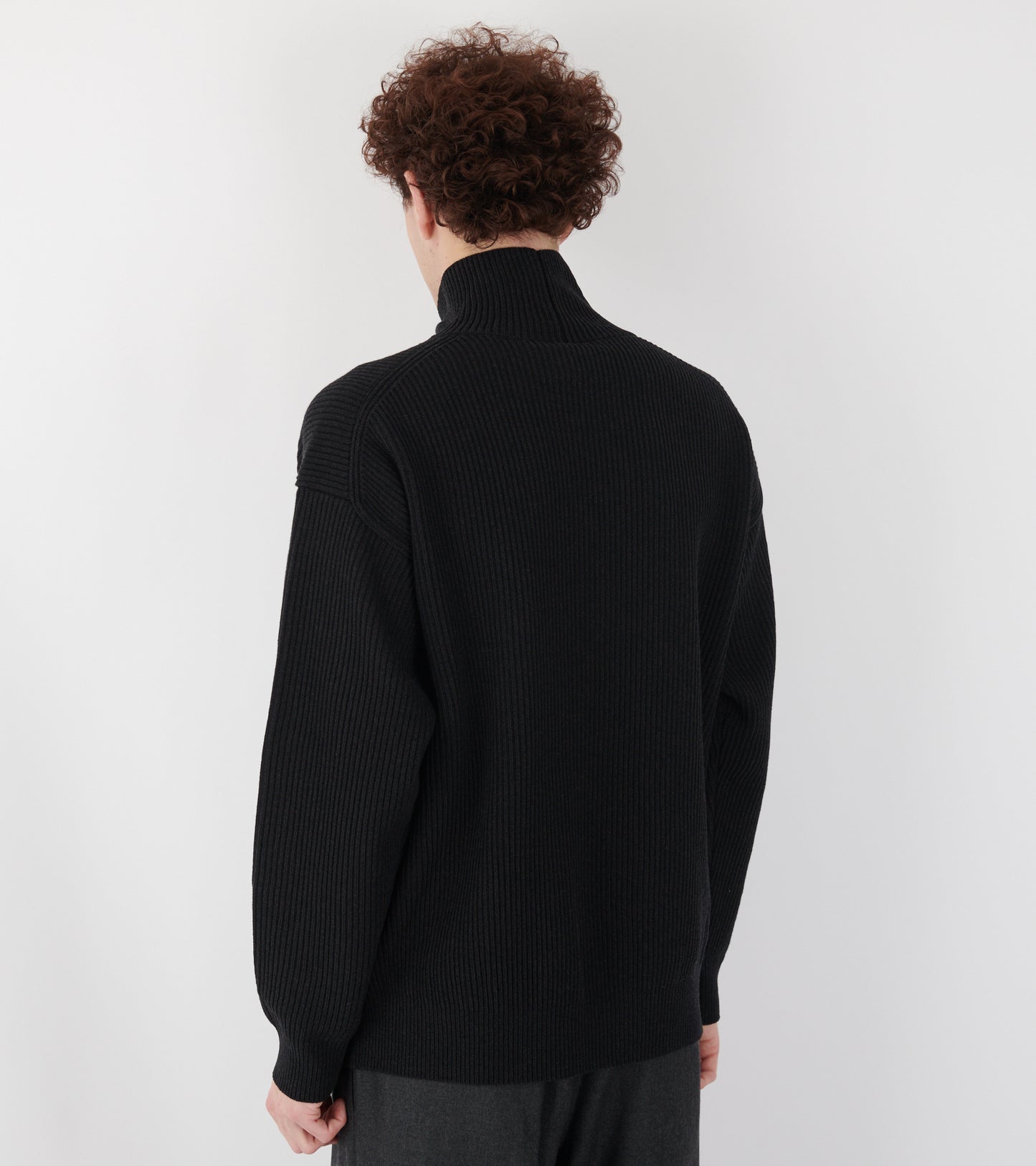 Super Fine Wool Rib Knit Turtle Black