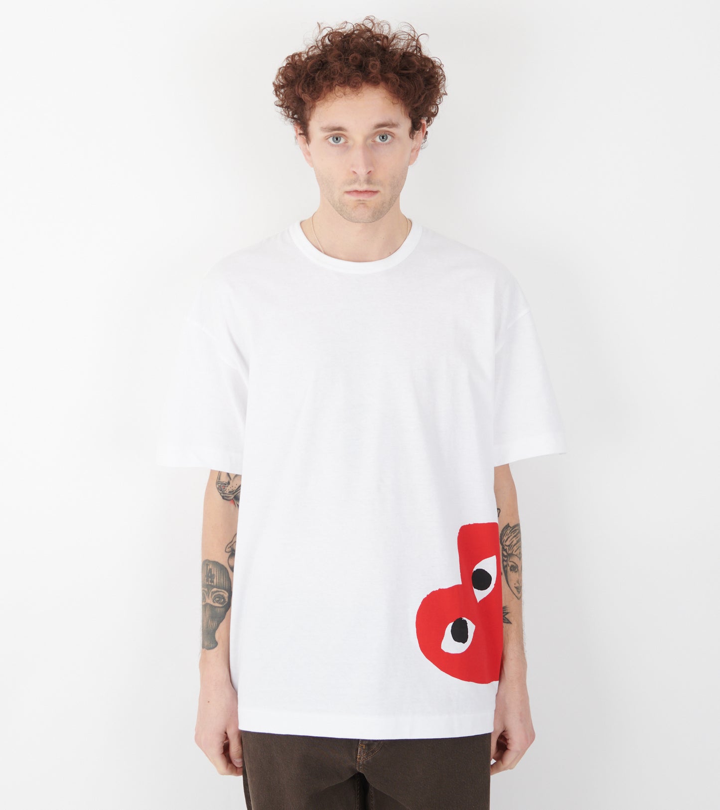 U Oversize Big Red Low Heart T-shirt White