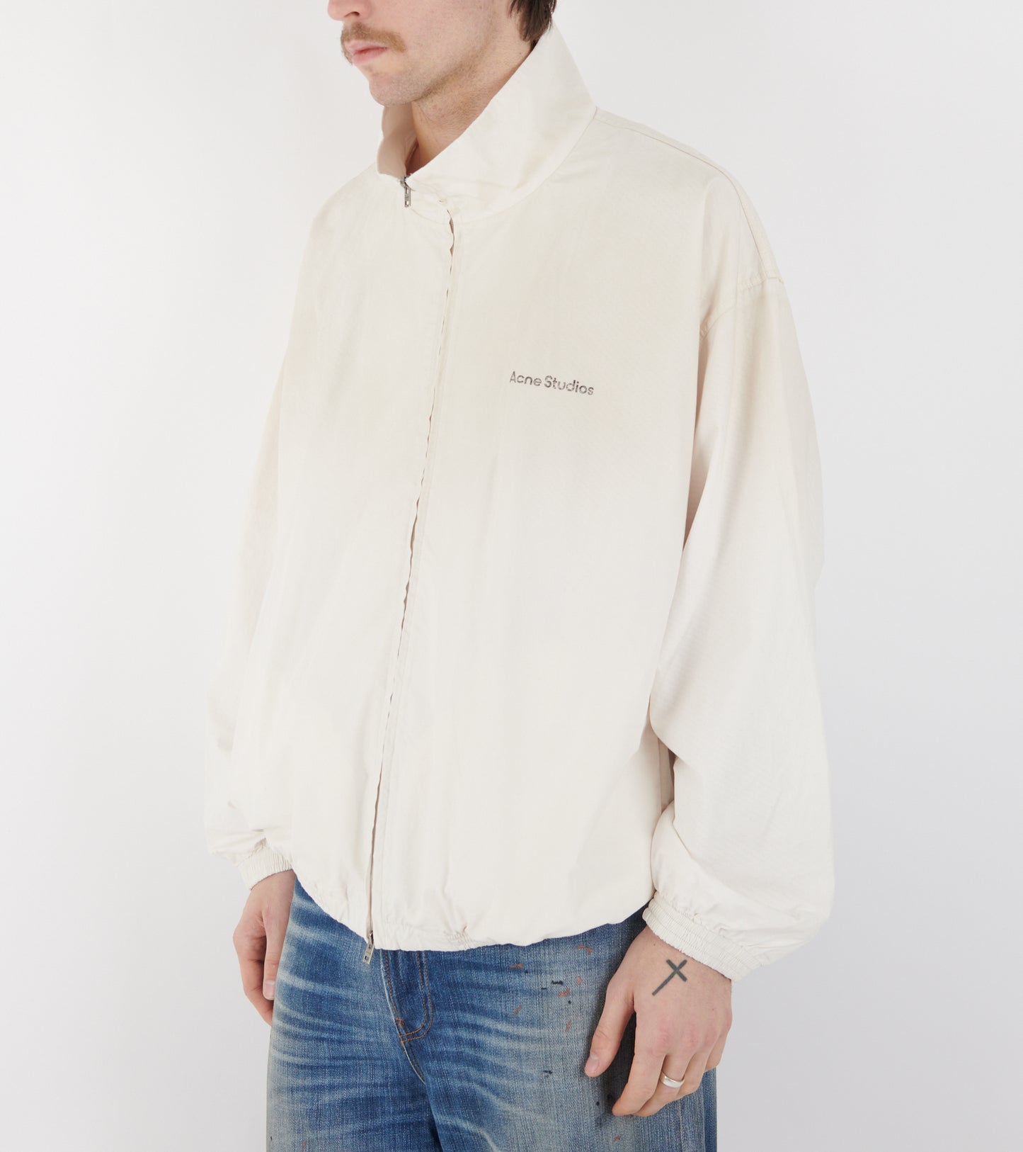 Logo Zipper Jacket Dusty White