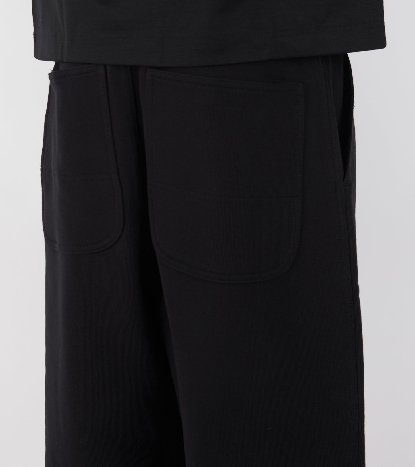 Pleated Sweat Shorts Black