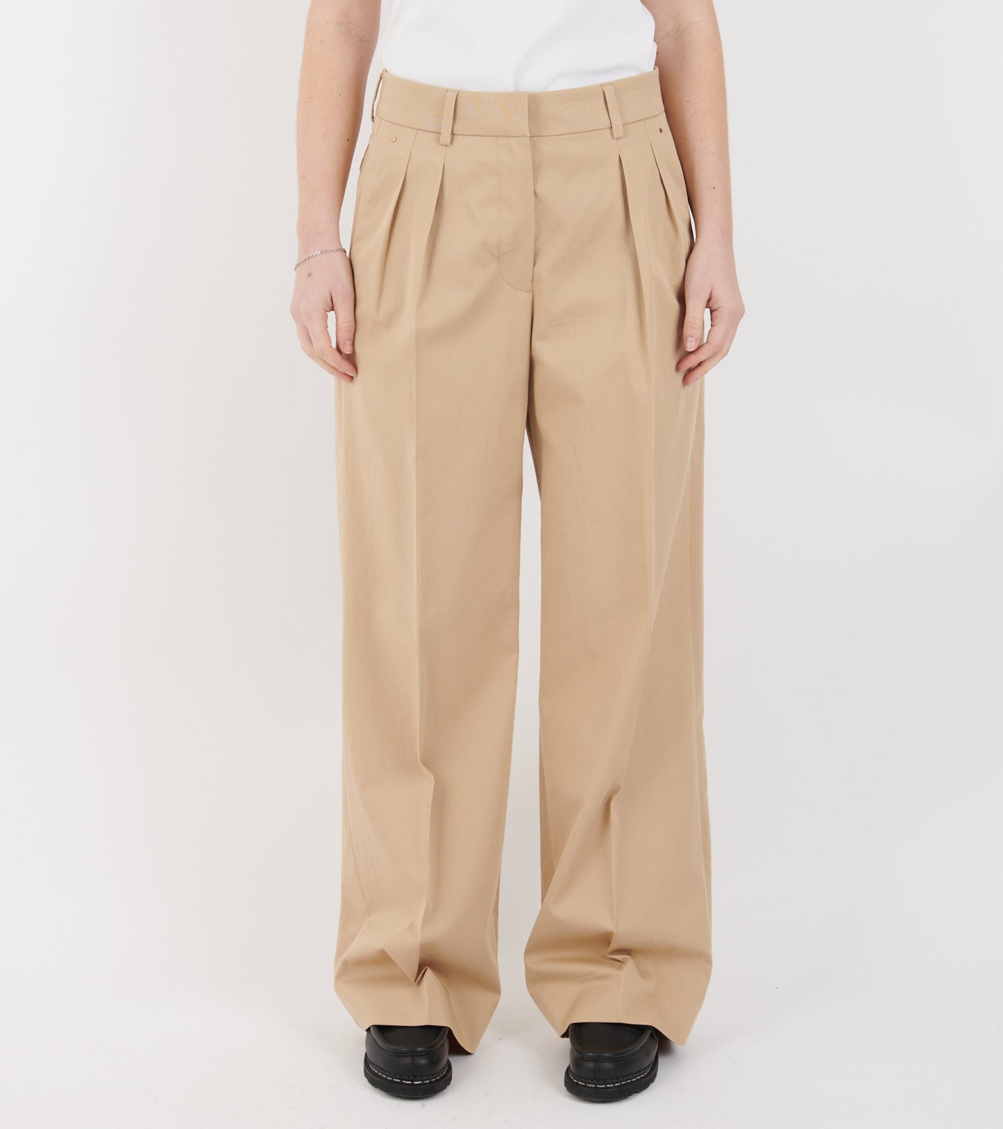 Cotton Wide-leg Tailored Trousers Beige