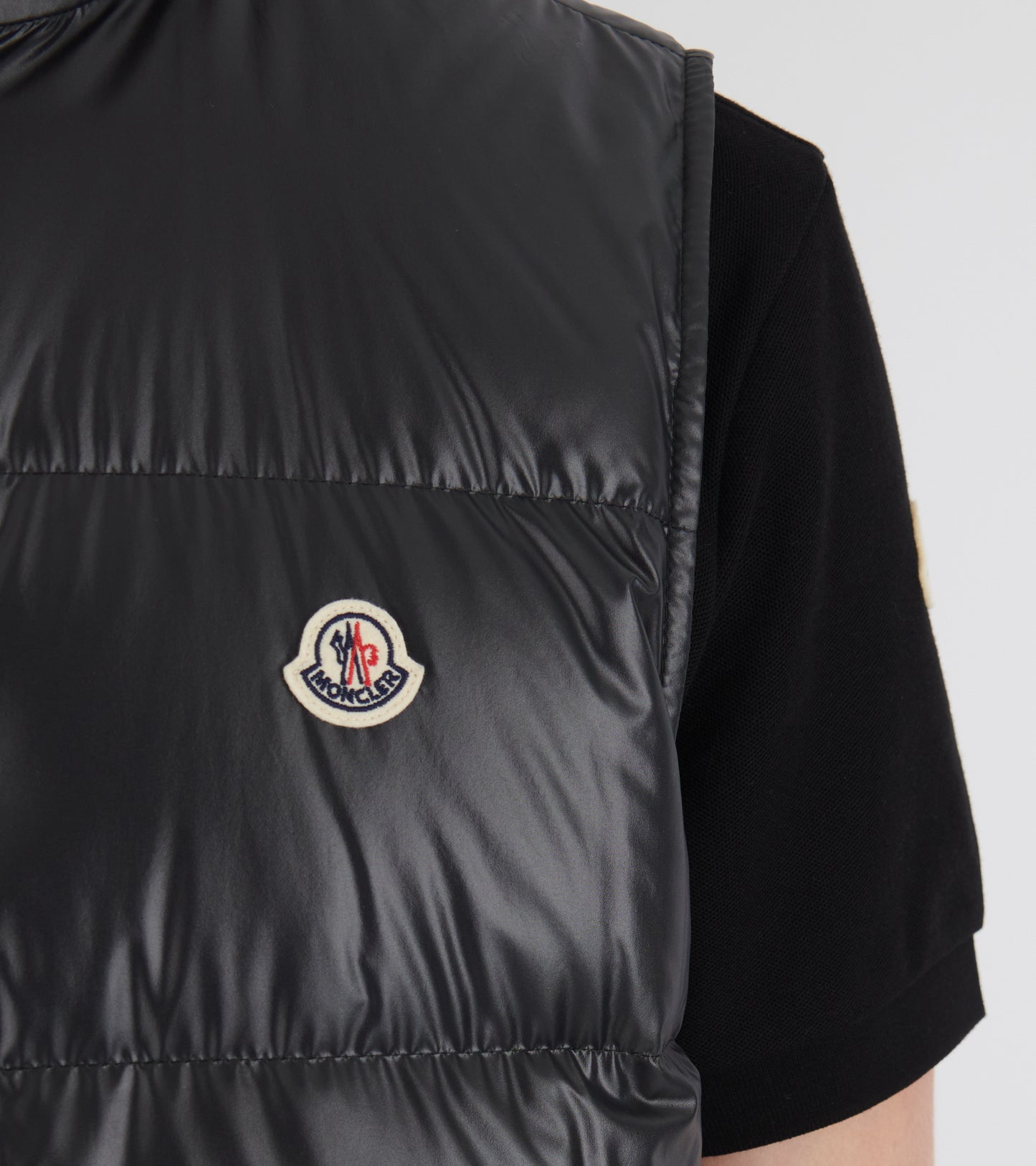 Restigo Vest Black