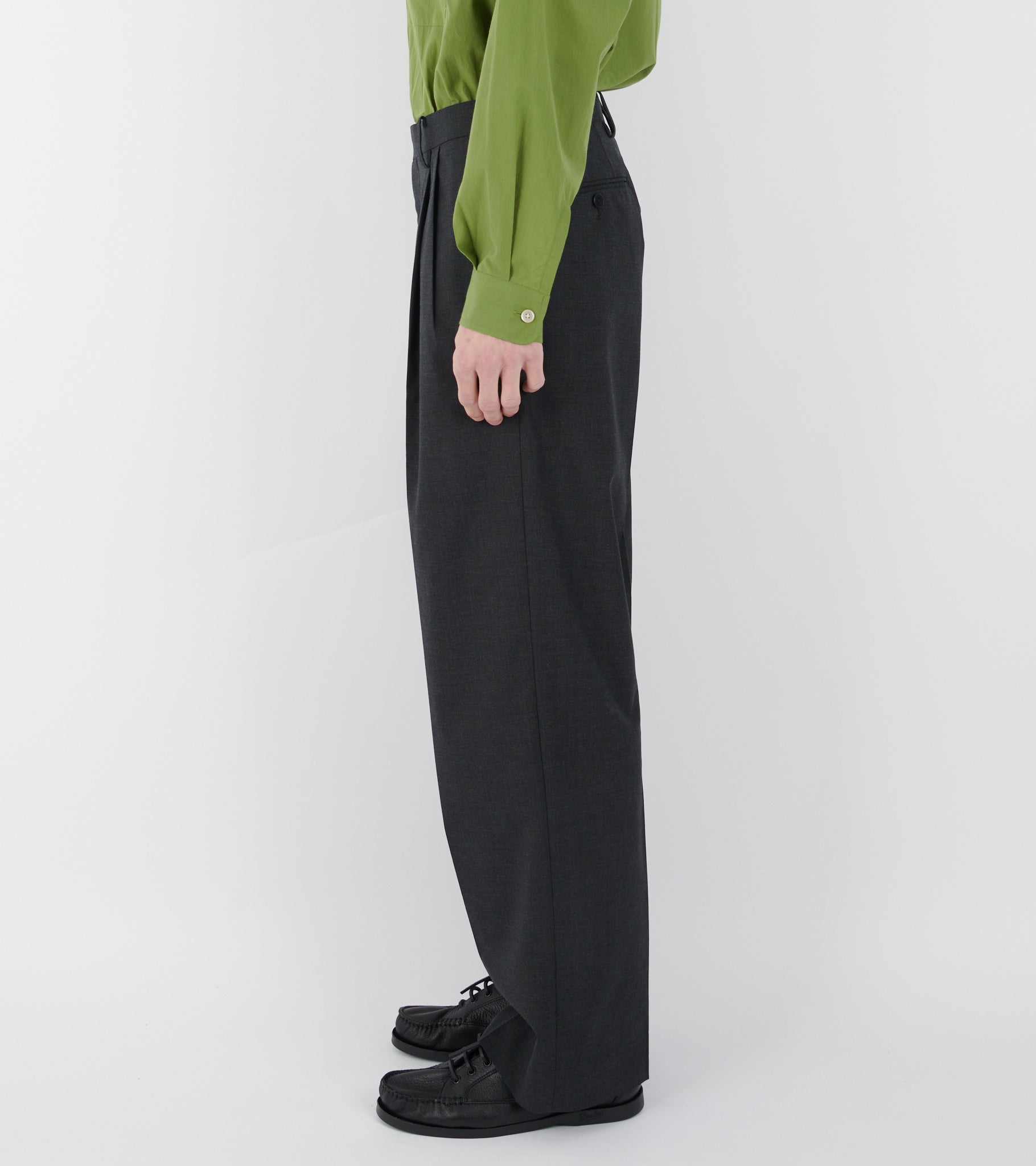 Ultra Fine Tropical Wool Two-tuck Slacks Top Charcoal – Dr. Adams