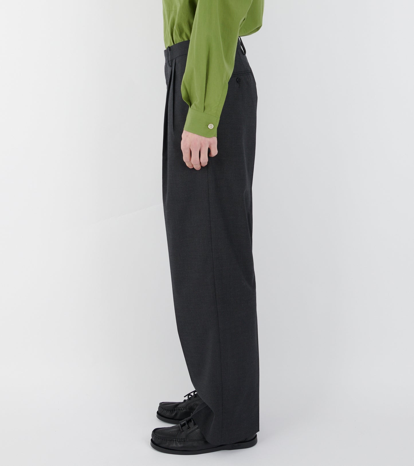 Ultra Fine Tropical Wool Two-tuck Slacks Top Charcoal