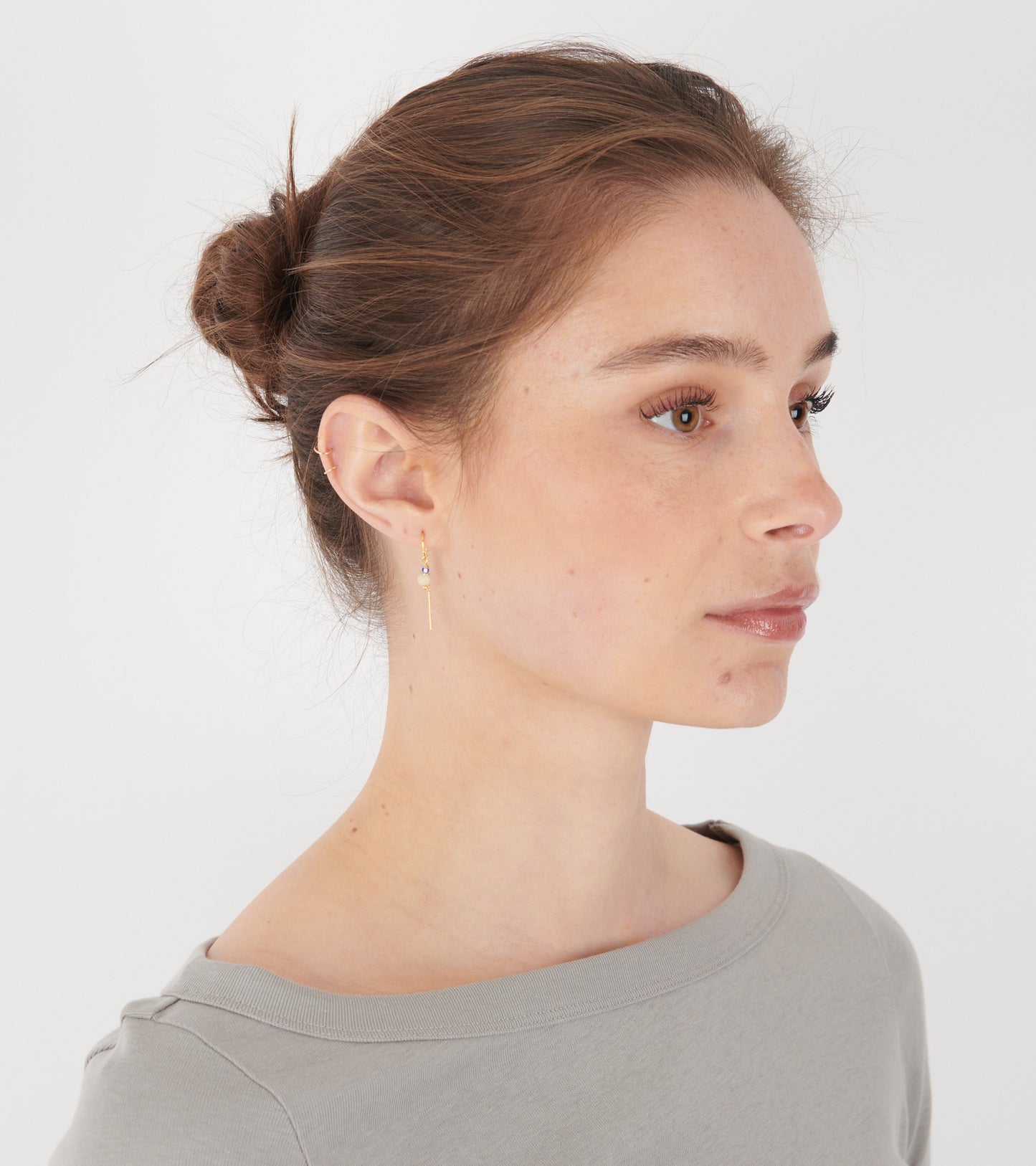 Sui Earring Cream Riverstone