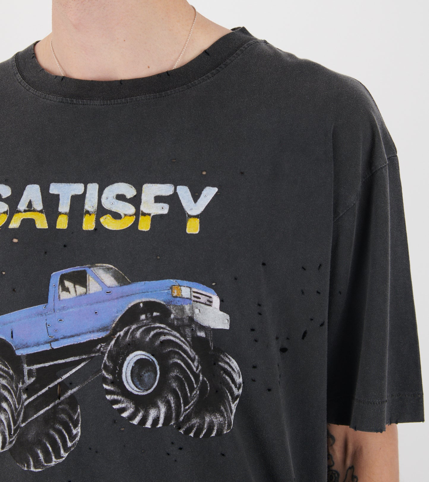 MothTech Truck T-shirt Aged Black