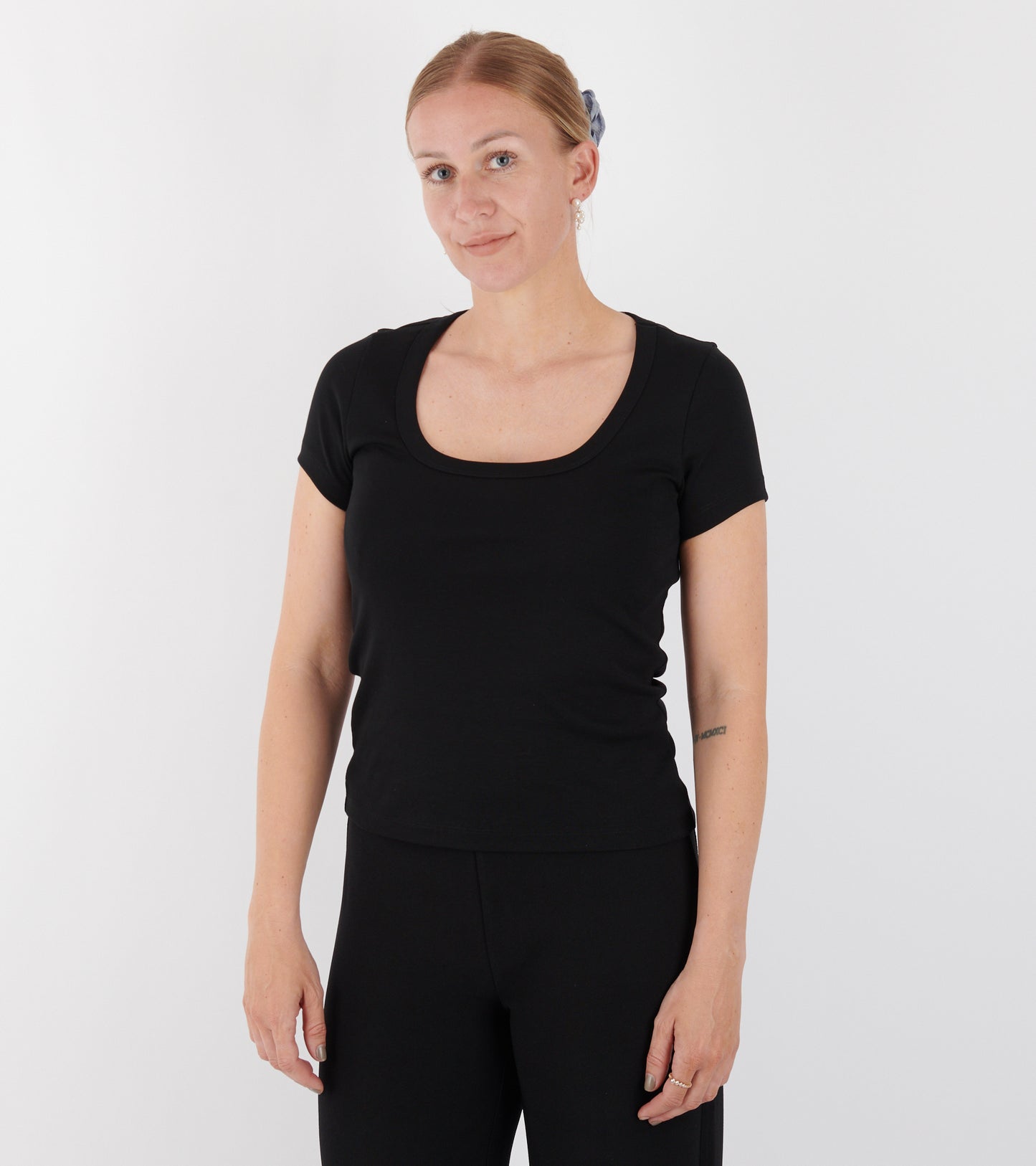 Lulu Baby Tee Black