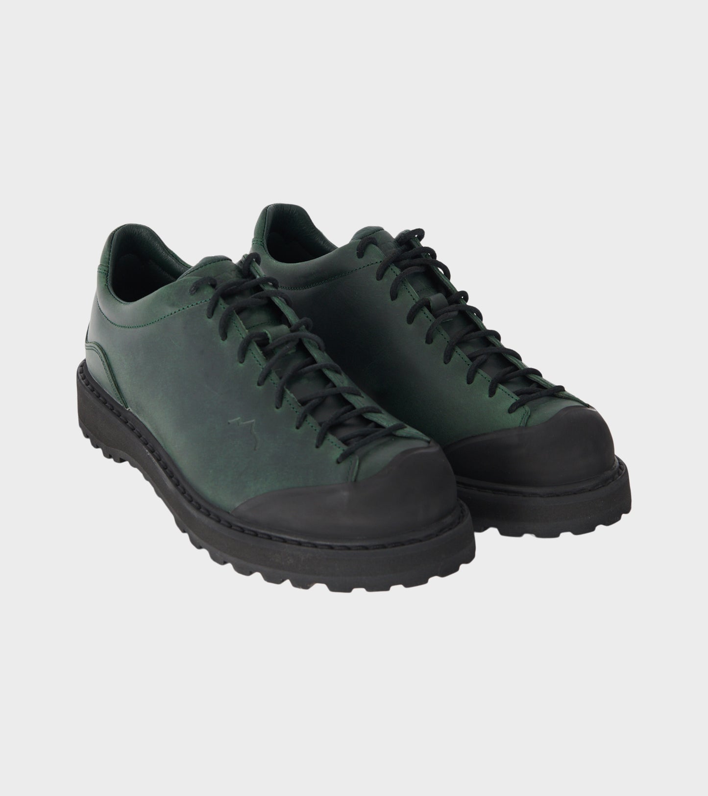 Ampezzo Waxed Leather Cold Pine