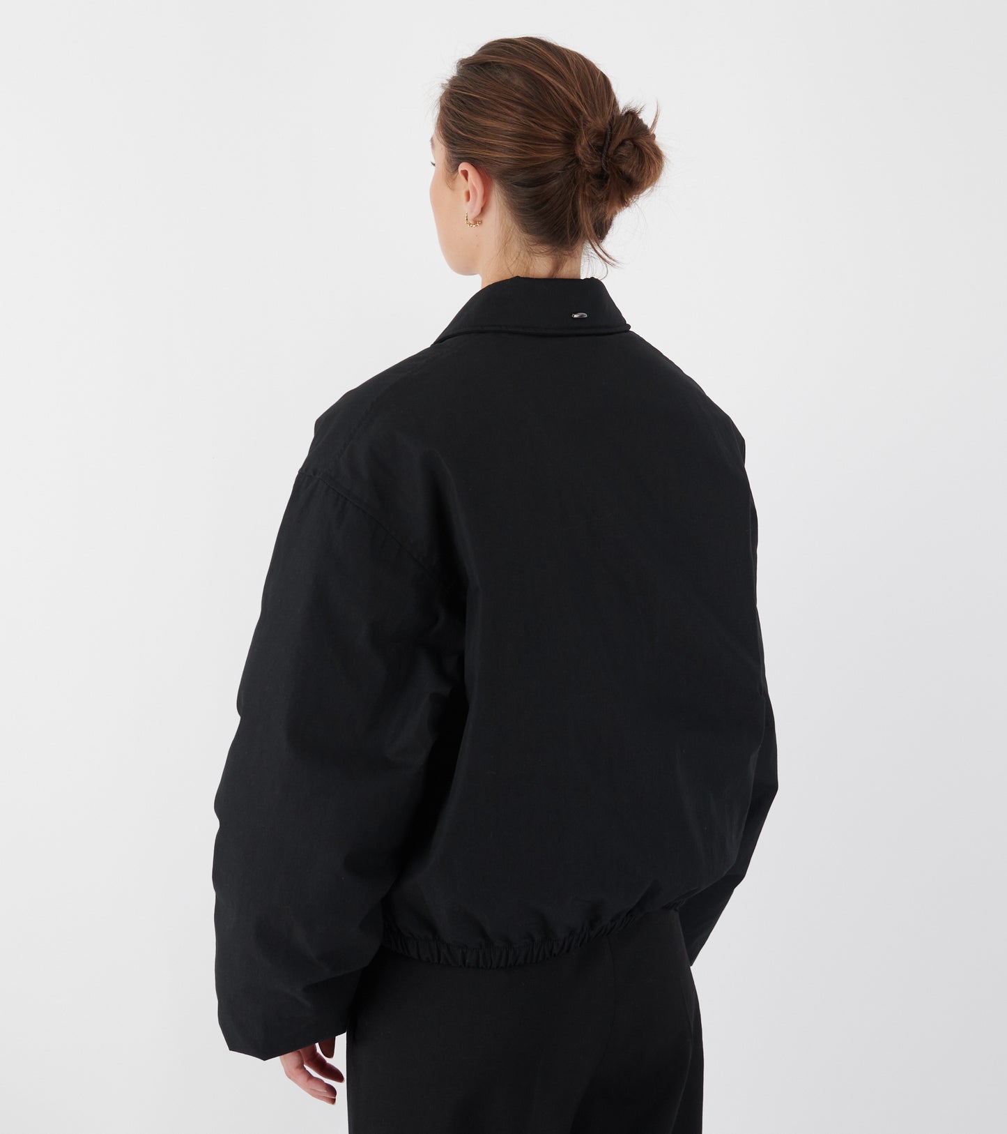 Cropped Avenue Puffa Black Tide Cotton Nylon