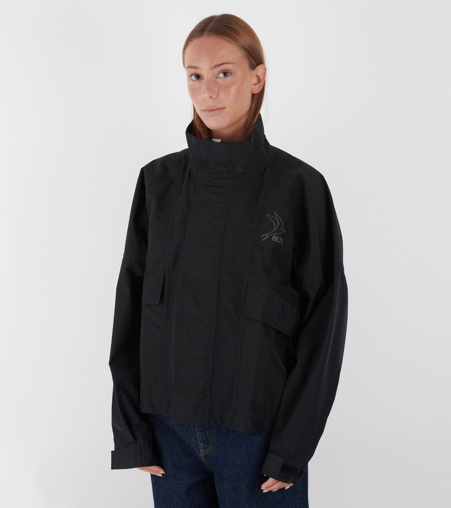 Kria Shell Cropped Jacket Black