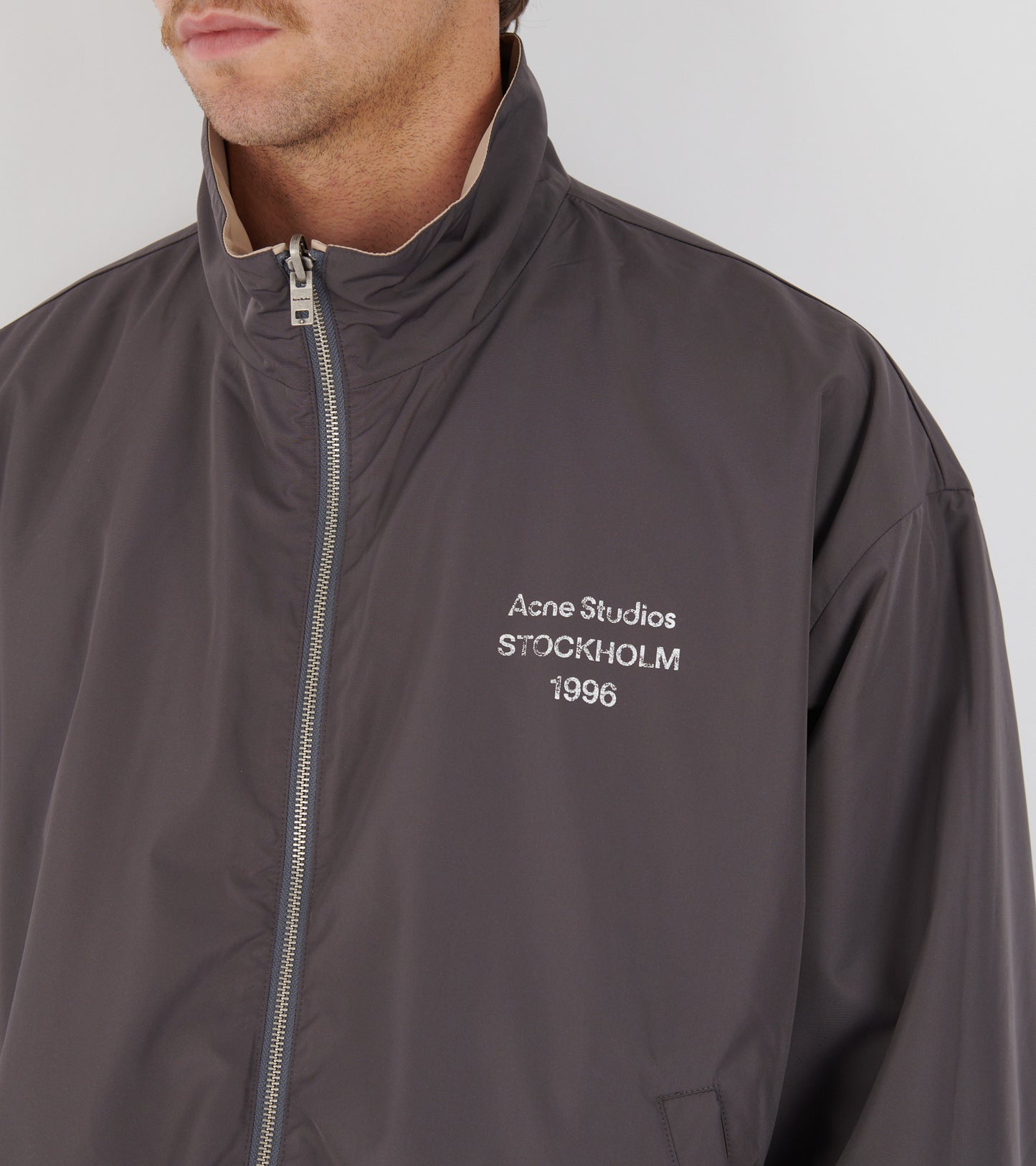 Reversible Logo Jacket Beige