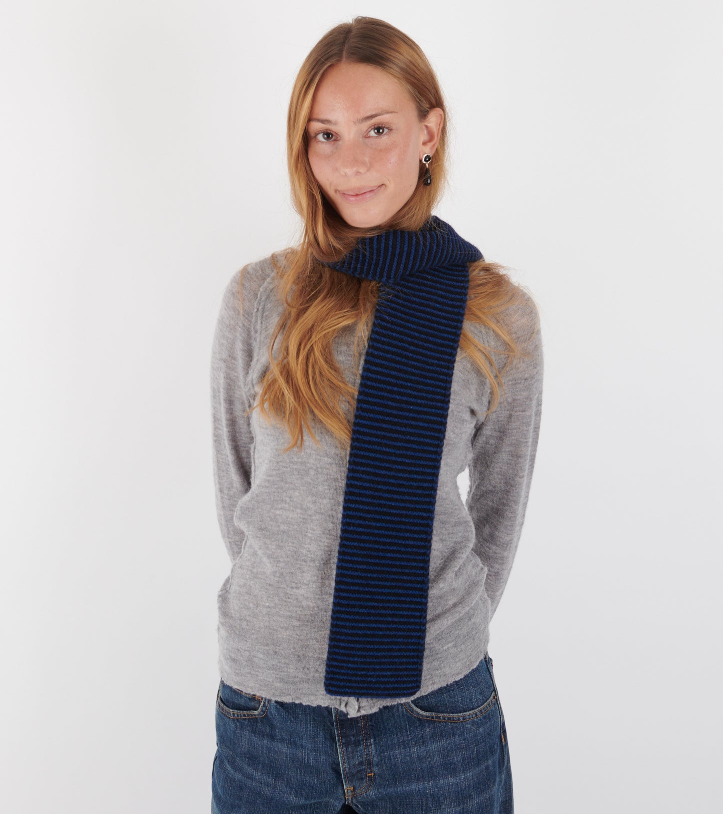 Small Garter Stitch Scarf Black/Nightsky