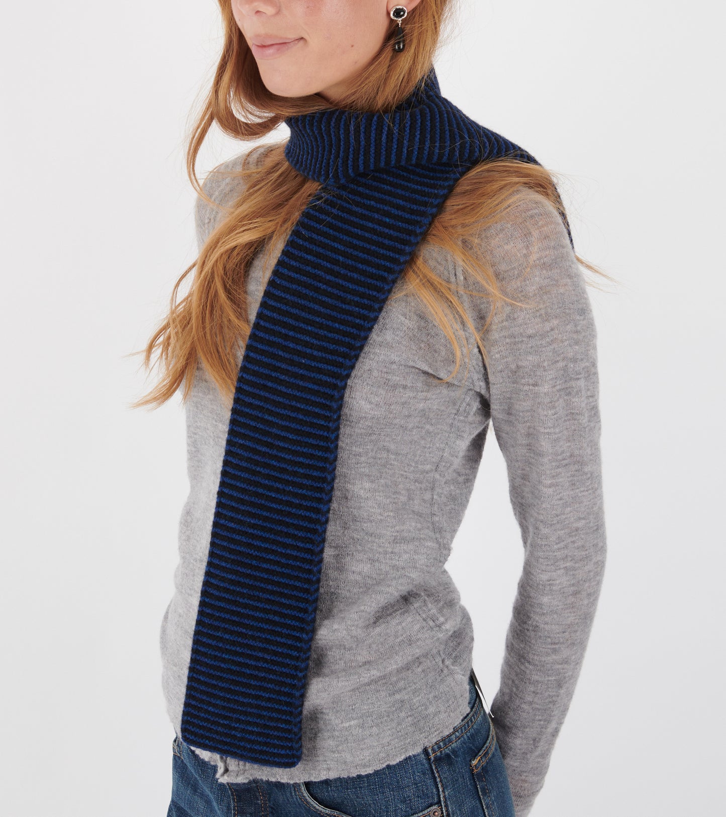 Small Garter Stitch Scarf Black/Nightsky