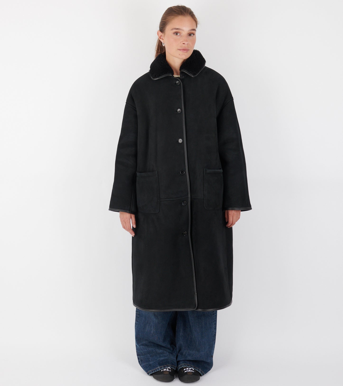 Suede Back Curly Hair Roo Coat Black