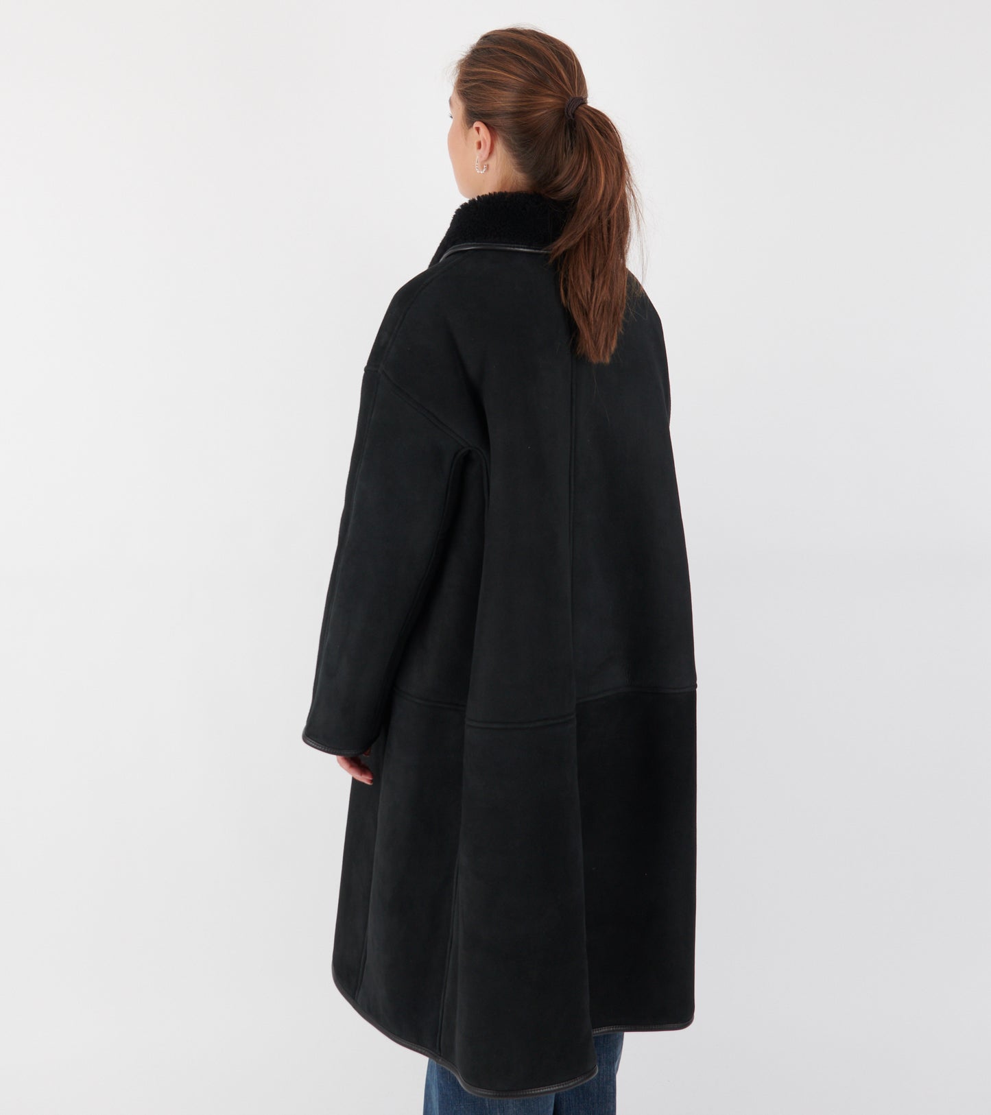 Suede Back Curly Hair Roo Coat Black