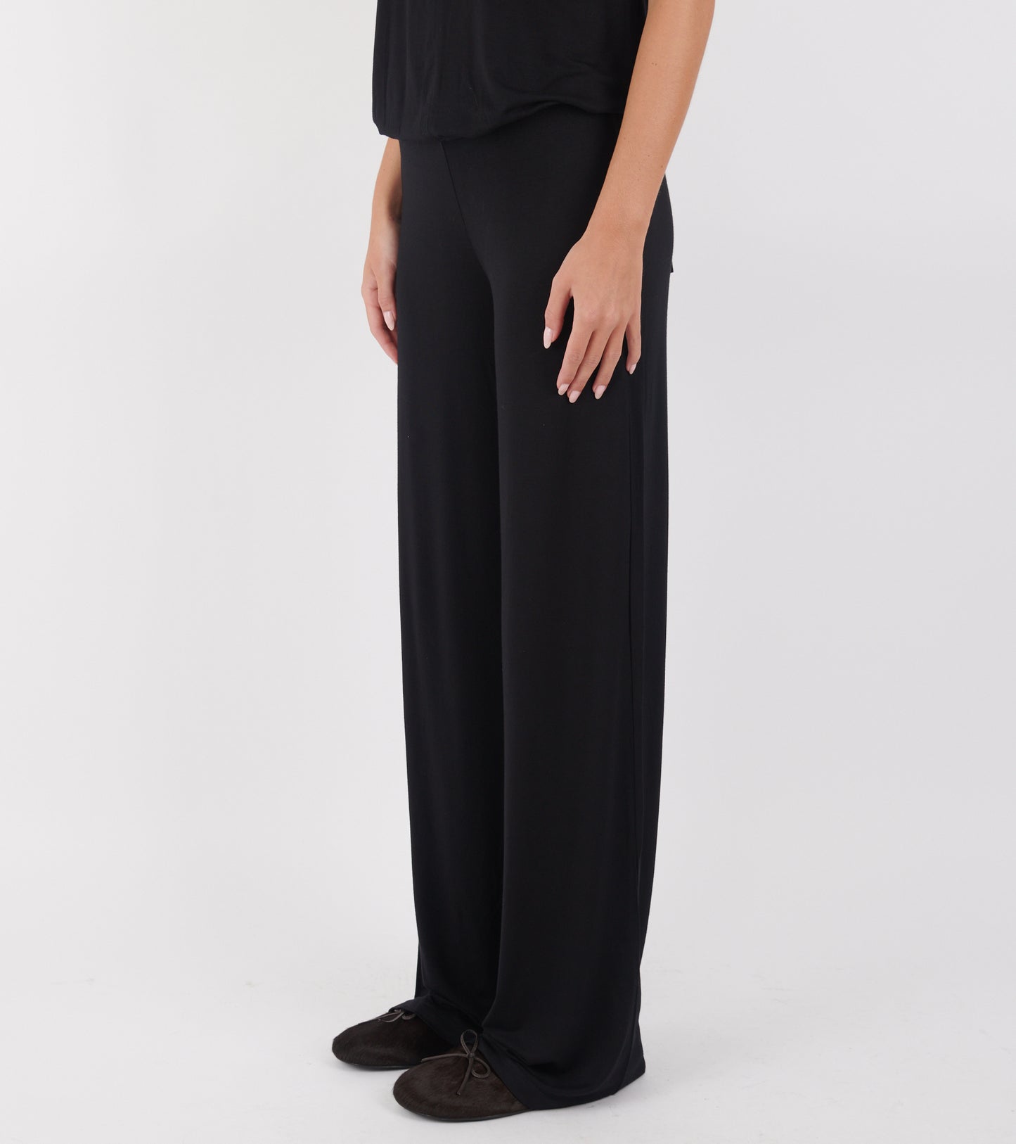 Moment Pants Tall Length Black