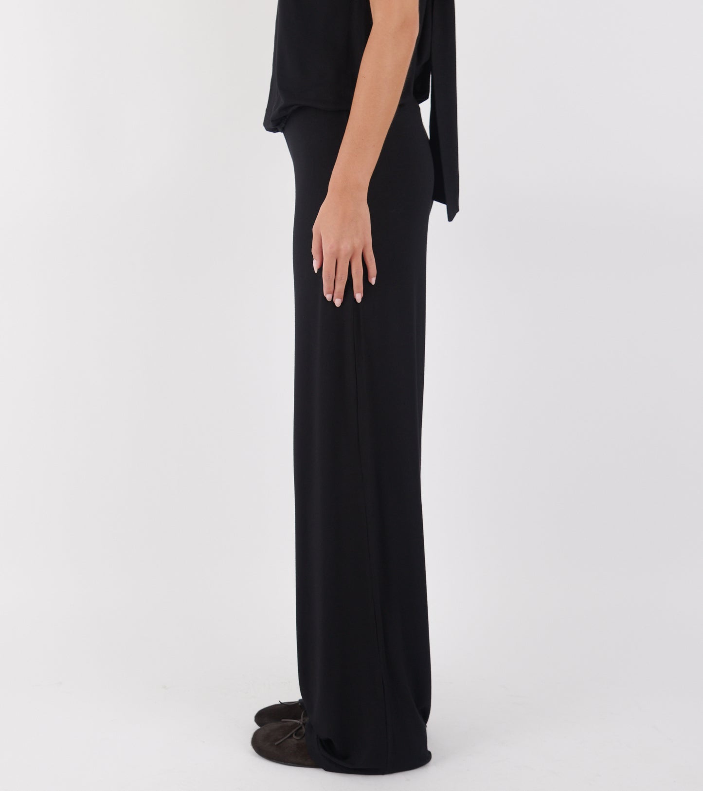 Moment Pants Tall Length Black