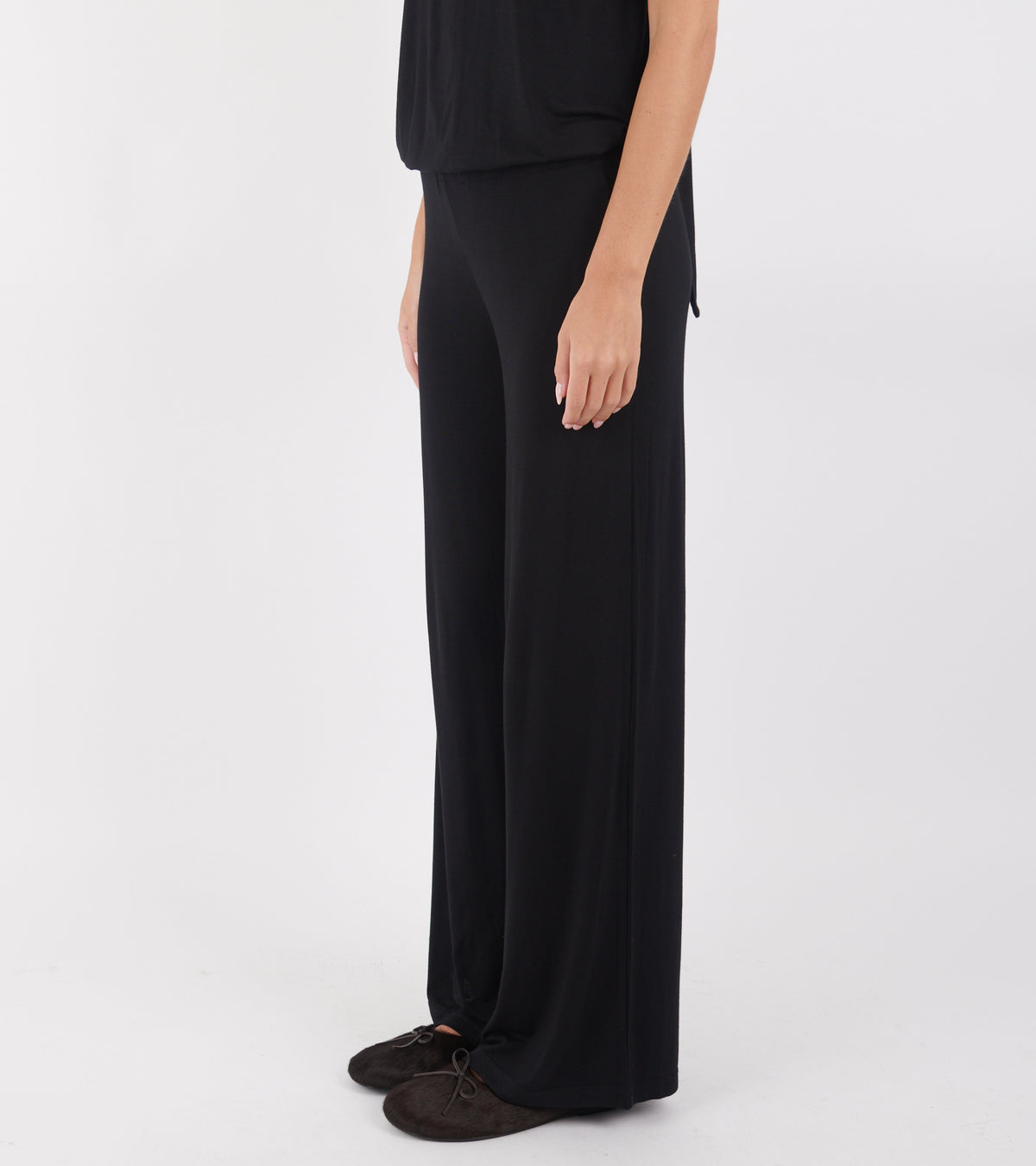 Moment Pants Regular Length Black