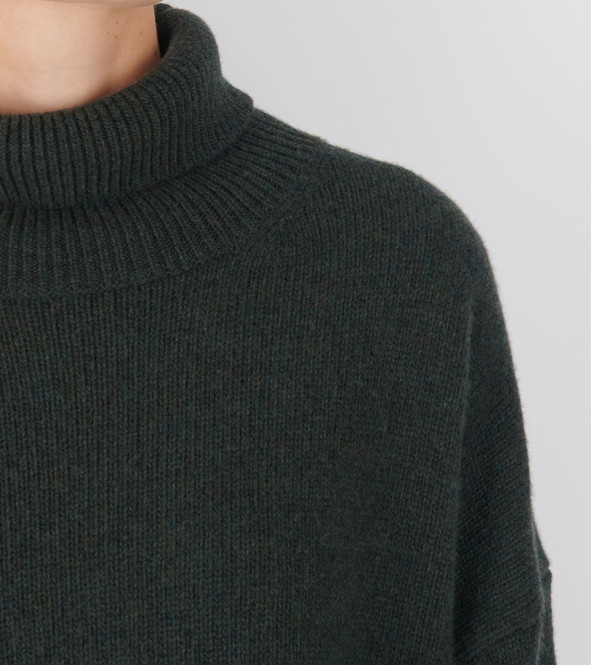 Silene T-neck Dark Green
