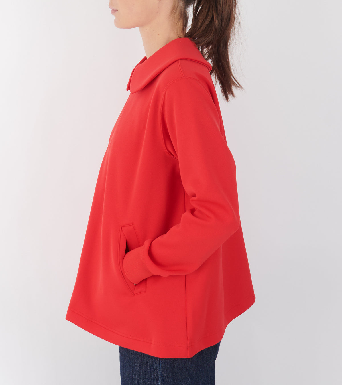 Round Collar Zipper Red