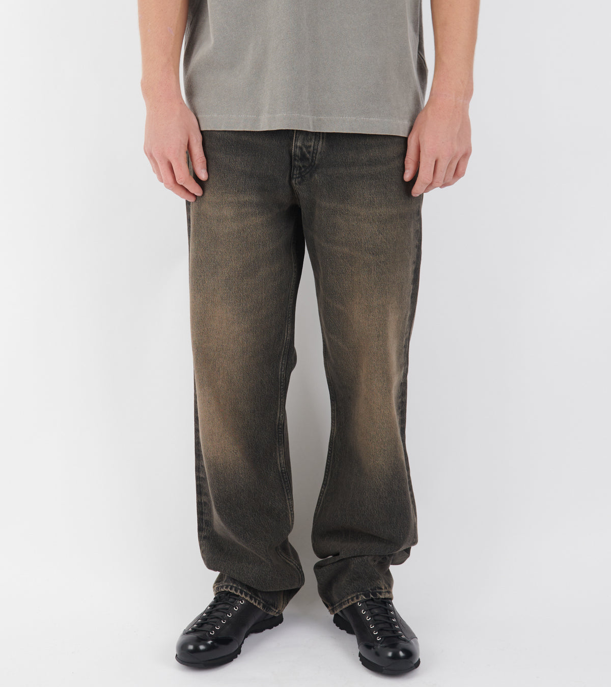 Loose Jeans Dirty Tint
