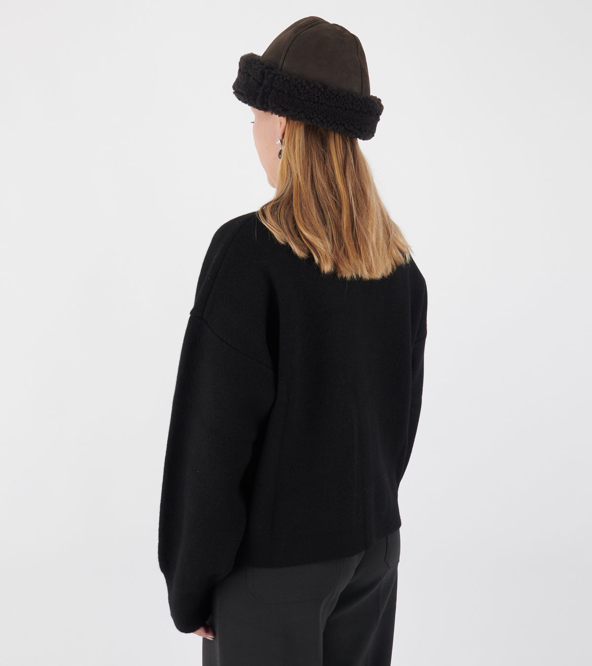 Merino Round Cardigan Black