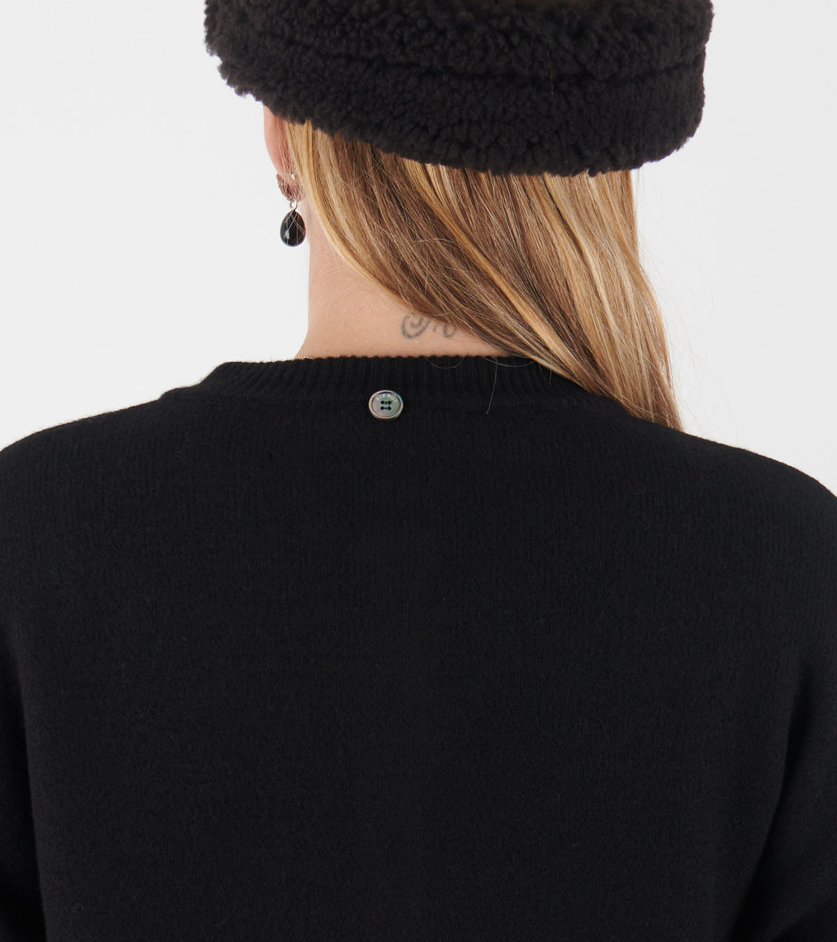 Merino Round Cardigan Black